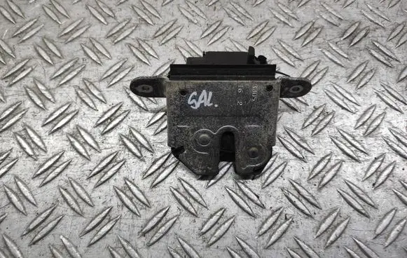 Fiat 500L Tailgate/trunk/boot lock/catch/latch 51958384