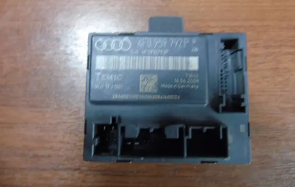 Audi A6 S6 C6 4F Door control unit/module 4F0959792P