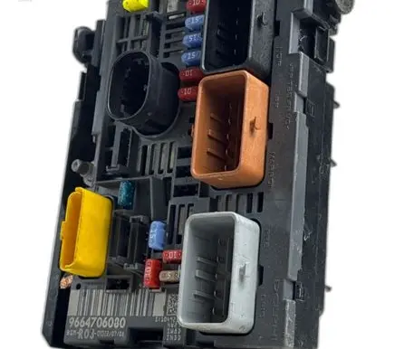 Peugeot Expert Fuse box set 9664706080R03