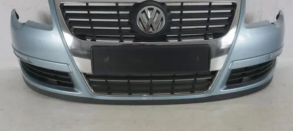 Volkswagen PASSAT B6 Front bumper 3C0807221A