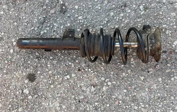 BMW 3 E90 E91 Front shock absorber/damper