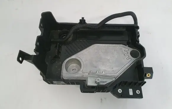 Renault Captur II Battery box tray 