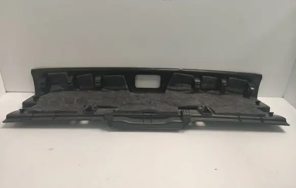 Trunk/boot sill cover protection