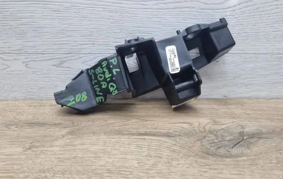 Audi Q5 SQ5 Front bumper mounting bracket 80A807283A