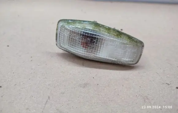 Hyundai Terracan Front fender indicator light 923033B1