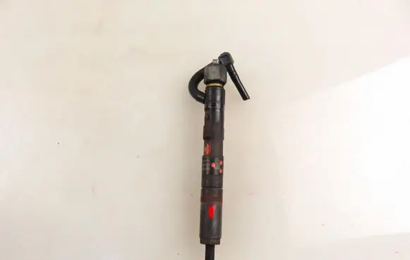 Renault Clio II Fuel injector 8200049876 8200553570 EJBR04101D