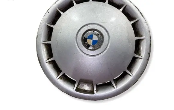 BMW 7 E32 R15 wheel hub/cap/trim 36131129843