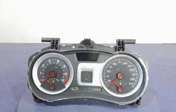 Renault Clio III Speedometer (instrument cluster) 8200305019