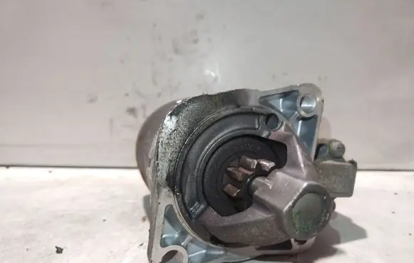 Mazda 323 Starter motor