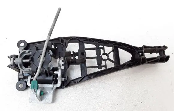 Rear door exterior handle/bracket