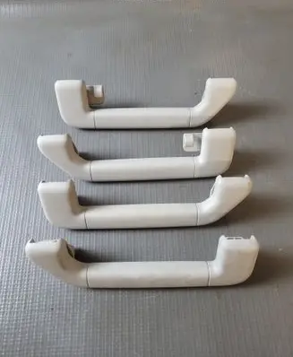 Volkswagen Touareg II A set of handles for the ceiling 7P0857643 7P0857644