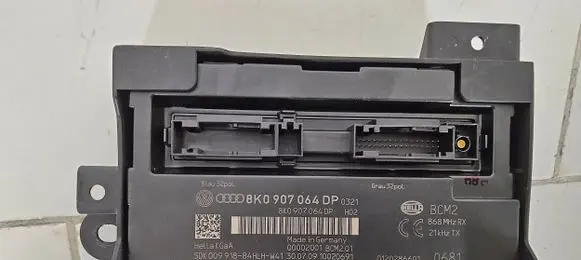 Audi A4 S4 B8 8K Comfort/convenience module 8K0907064DP 5DK00991884