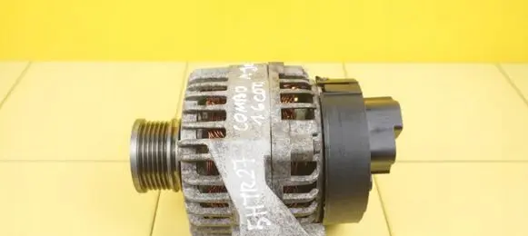 Opel Corsa E Generator/alternator 198A3000 5HTR27