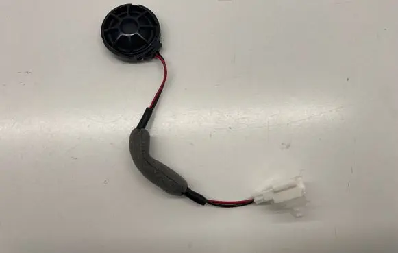 Tesla Model X Front door high frequency speaker 105072400A
