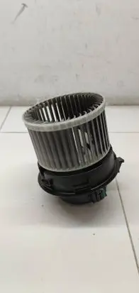 Peugeot 208 II Heater fan/blower 7015011001 202205301370