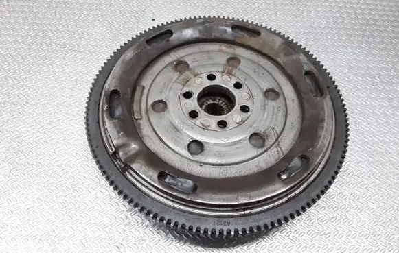 Audi A6 S6 C6 4F Dual mass flywheel 03G105317C