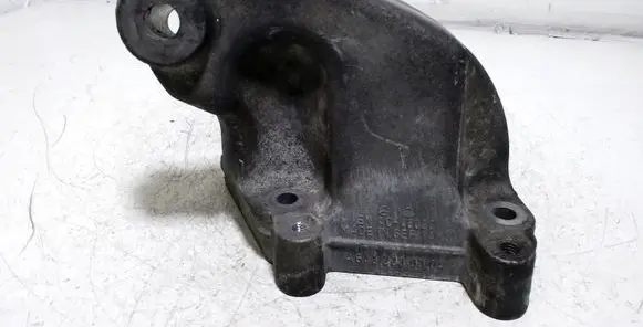 Mercedes-Benz ML W164 Engine mounting bracket A6422230304