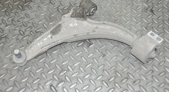 Opel Astra J Front lower control arm/wishbone