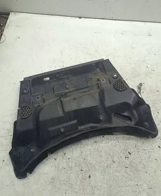 Volkswagen Touareg II Heat shield in engine bay 7P6819523