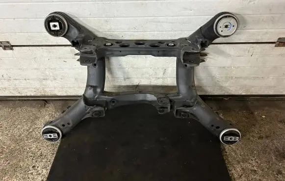 Mercedes-Benz GLE W167 Rear subframe A1673500000