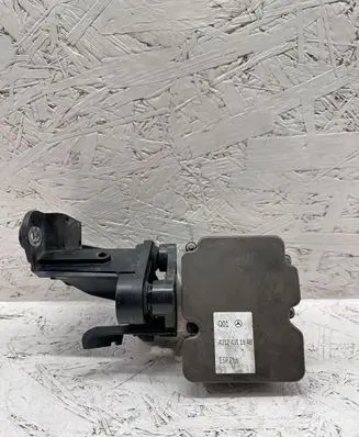 Mercedes-Benz C W204 ABS Pump A2124311948