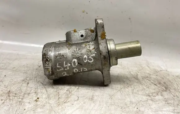 Volvo S40 Master brake cylinder