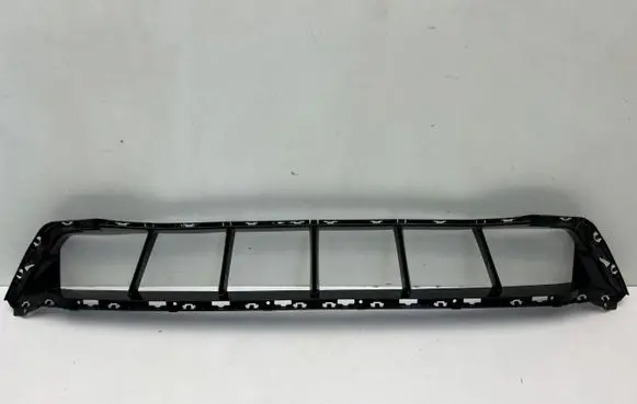 BMW 5 G60 Front bumper lower grill 8084629