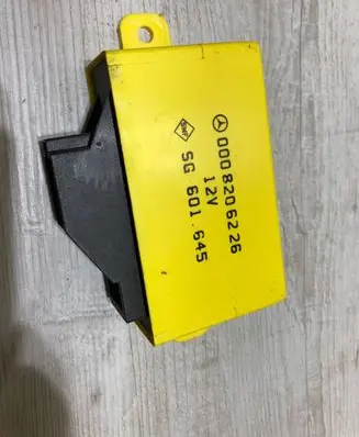 Mercedes-Benz SL R129 Seat control module 0008206226