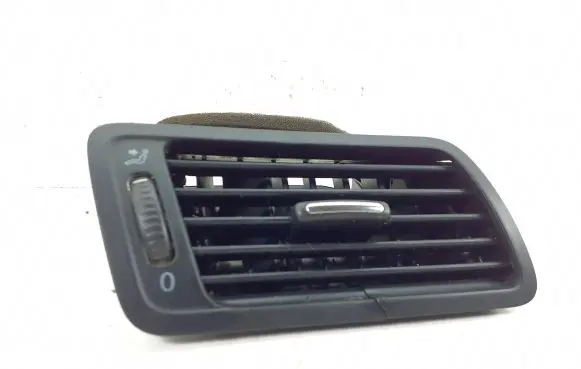 Volkswagen PASSAT B6 Dashboard side air vent grill/cover trim 3C1819702E P0108667