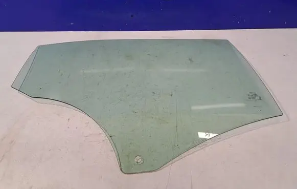 Polestar 2 Rear door window glass 31688229 E443R00055