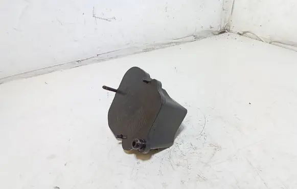 Jaguar XF X250 Oil breather separator 9X2Q6C714DA