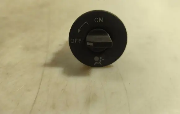 Renault Master III Passenger airbag on/off switch 681995427R 231701