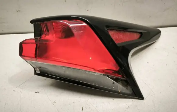 Lexus NX Rear/tail lights