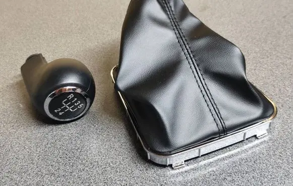BMW 1 F20 F21 Gear lever shifter trim leather/knob