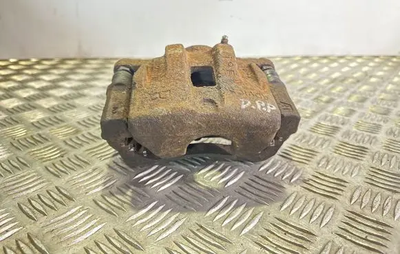 Suzuki Grand Vitara II Front brake caliper