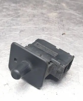 Mercedes-Benz C W202 Front door sensor coupe 2028202110