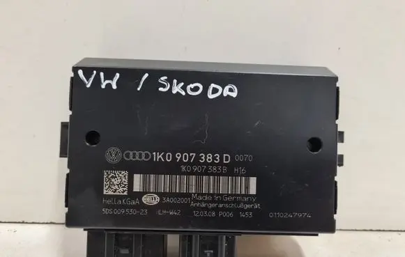 Volkswagen PASSAT B6 Tow bar trailer control unit/module 1K0907383B 5DS00953023 1K0907383D