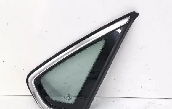 Volkswagen PASSAT B8 USA Rear side window 561845298G 43R001229