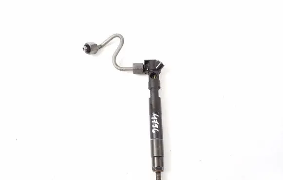 Mercedes-Benz SLK R172 Fuel injector A6510702887