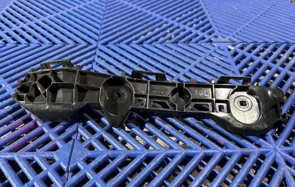 Toyota Corolla E210 E21 Rear bumper mounting bracket 5257602191