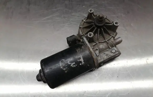 BMW 5 E39 Wiper motor 8360603