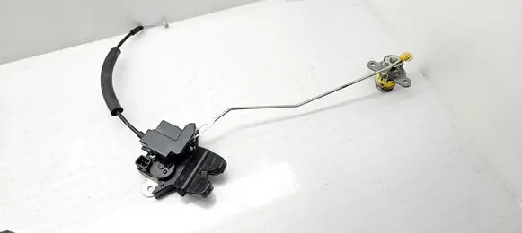 Hyundai Sonata Tailgate/trunk/boot lock/catch/latch