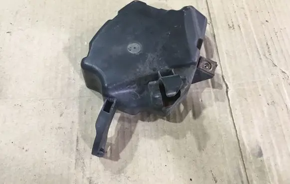Renault Scenic III - Grand scenic III Other engine bay part 8200988397 22252 1039277S01