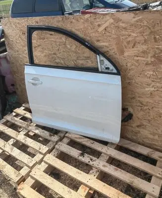 Seat Toledo IV (NH) Front door