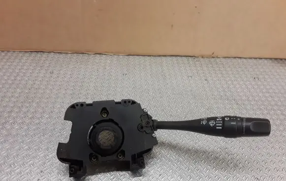 Nissan Terrano Wiper control stalk 54354608