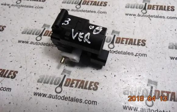 Toyota Corolla Verso AR10 Air flap motor/actuator 1138002051