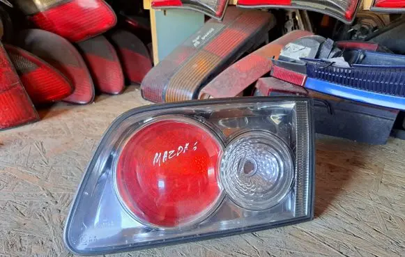 Mazda 6 Tailgate rear/tail lights 22661974