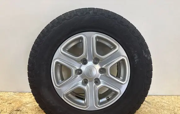 Ford Ranger R17 alloy rim AB391007DA
