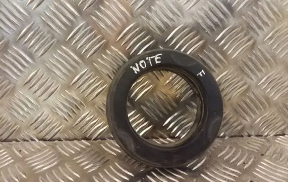 Nissan Note (E11) Front upper strut mount 