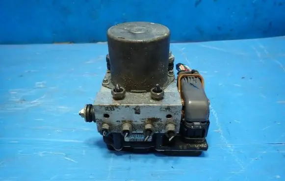 Peugeot 308 ABS Pump 0265230714 9666229480